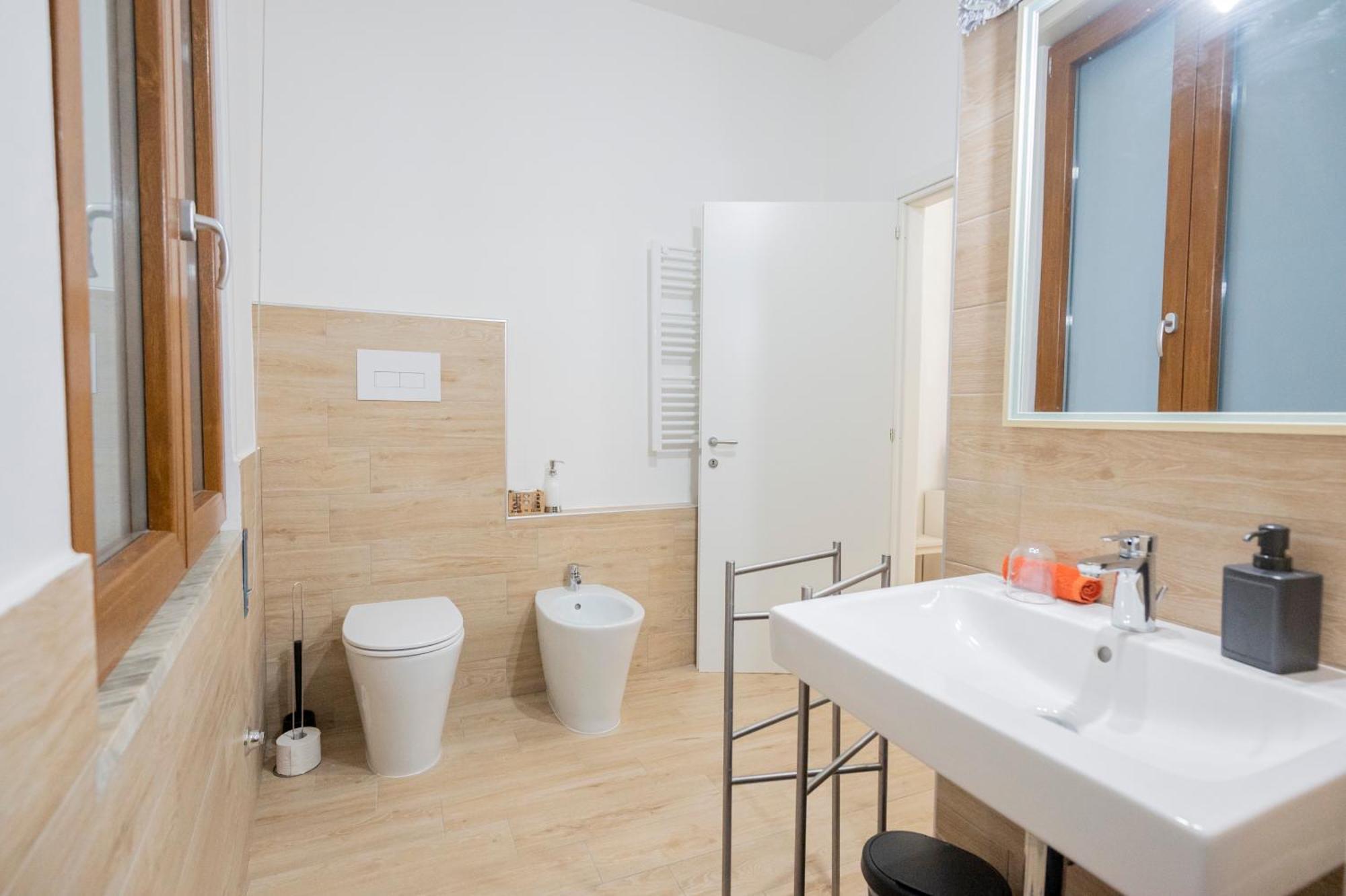 Piazza Laurino Apartments Basic Excursions Alto Cilento Cammino Giubilare Di Santelena Extérieur photo